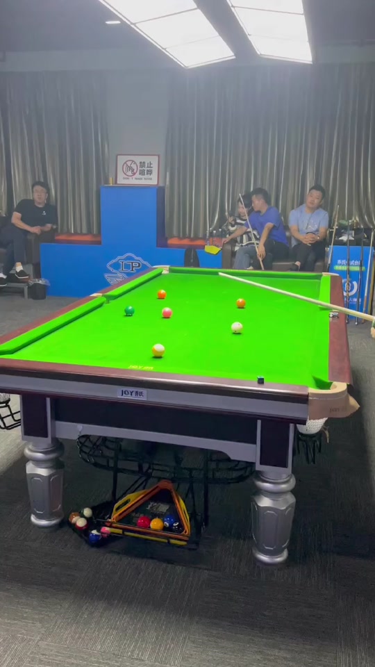 他凭借出色 他凭借出色