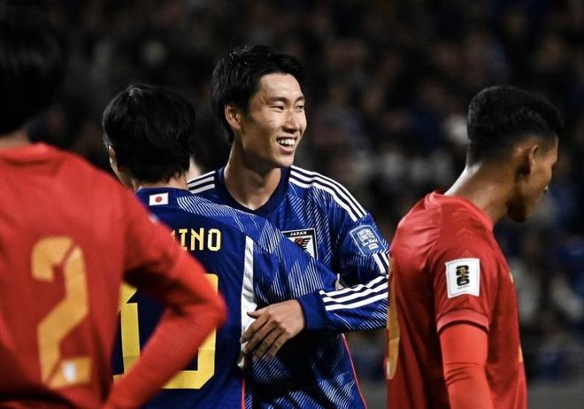 中场的控球 中场的控球