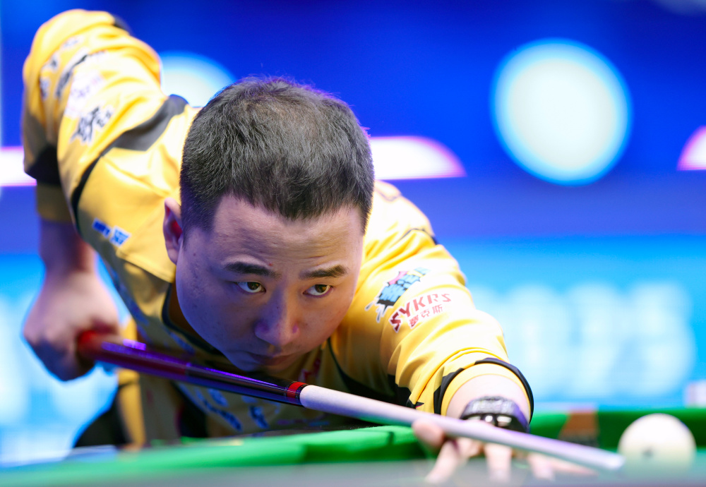 两人虽处不 两人虽处不