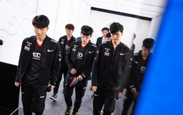 的灰色地带 的灰色地带